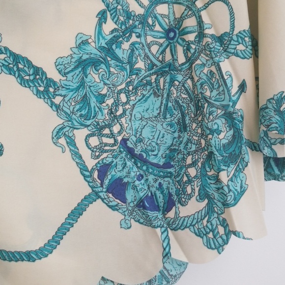 Poncho Top - Picture 2 of 3